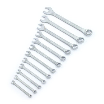 OPEN &amp; BOX END WRENCH SET. METRIC SIZES